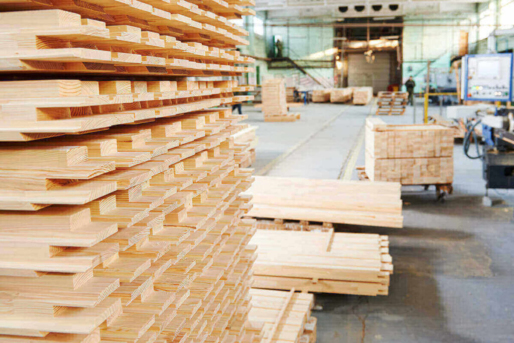 Lattenrost-Fertigung in der österreichischen QUQON Manufaktur